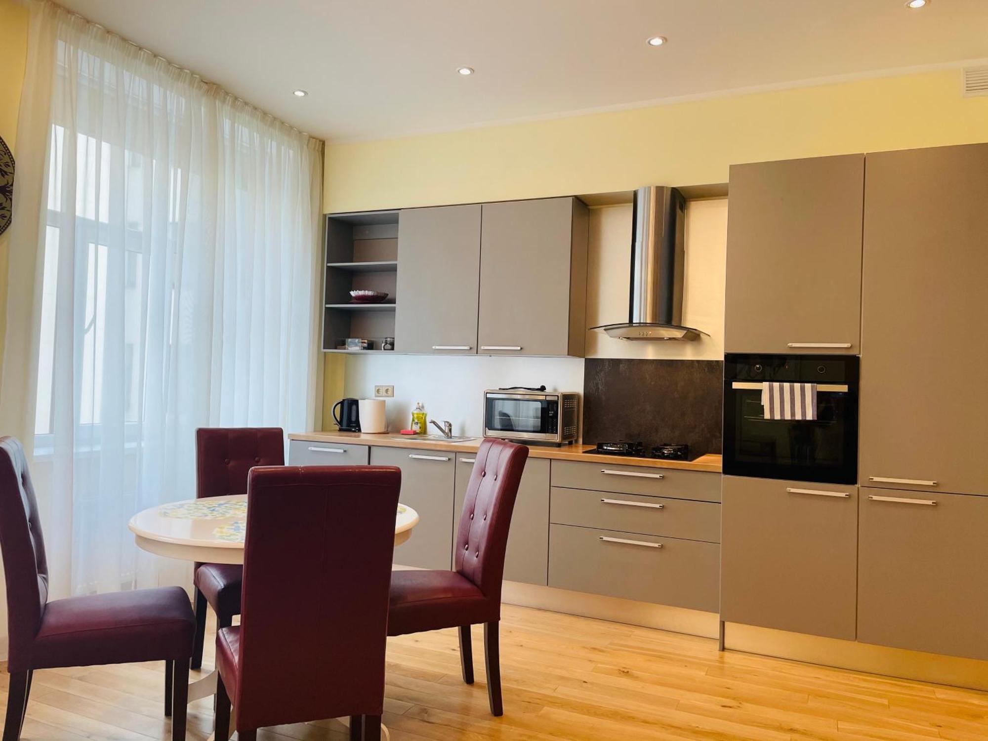 Riga Lux Apartments - Ernesta, Free Parking 部屋 写真