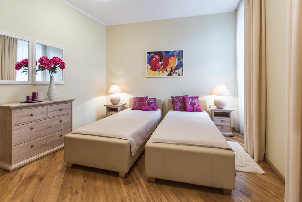 Riga Lux Apartments - Ernesta, Free Parking エクステリア 写真