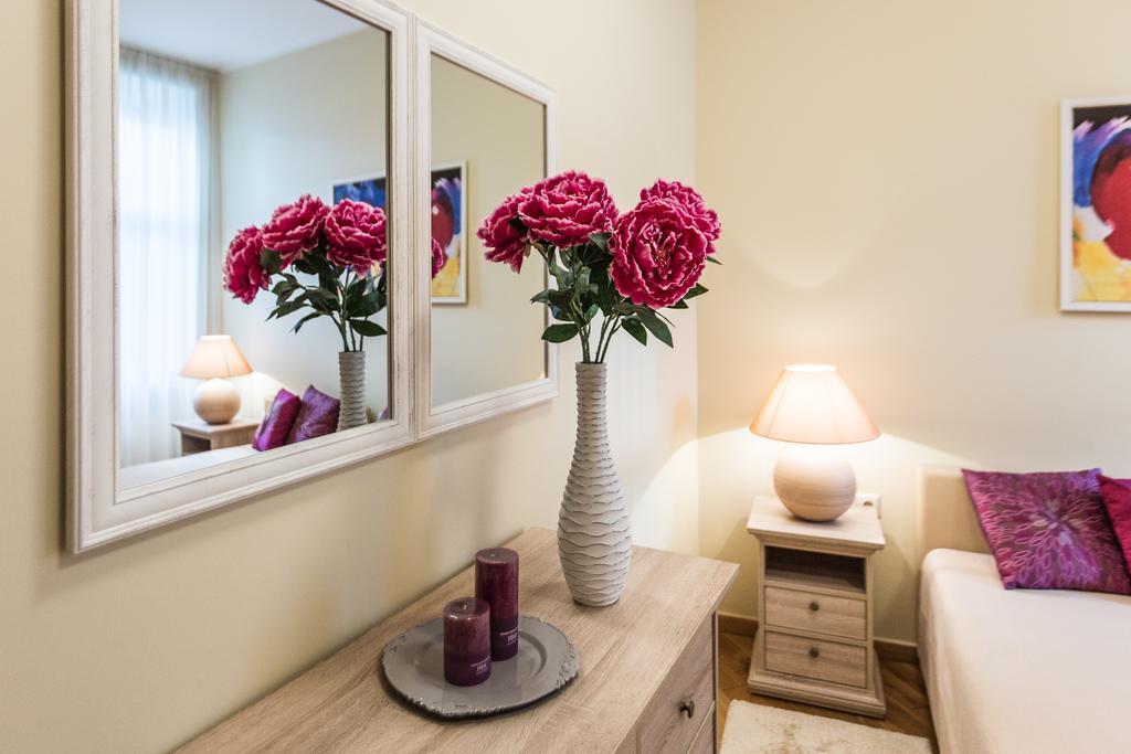 Riga Lux Apartments - Ernesta, Free Parking エクステリア 写真