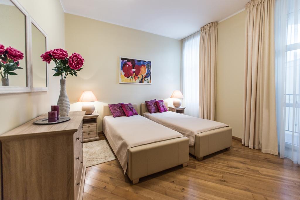 Riga Lux Apartments - Ernesta, Free Parking エクステリア 写真