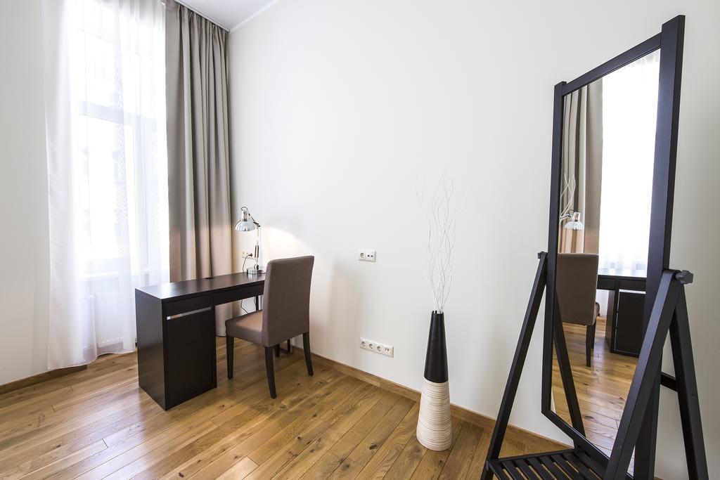 Riga Lux Apartments - Ernesta, Free Parking エクステリア 写真