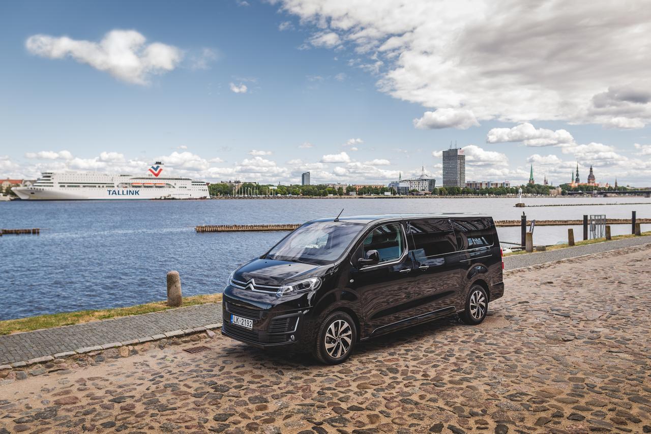 Riga Lux Apartments - Ernesta, Free Parking エクステリア 写真