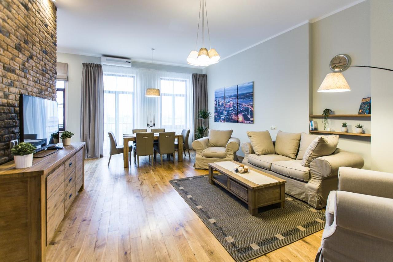 Riga Lux Apartments - Ernesta, Free Parking エクステリア 写真